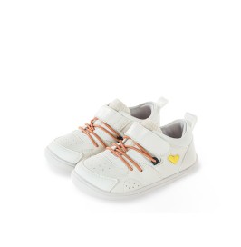 Zapatillas Respetuosas Bebé Deportivas Whale blanco de Littlebluelamb