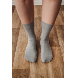 Calcetines gris Essentials Crew 43-46 Belenka