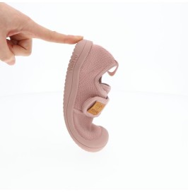 Deportivas respetuosas Skin rosa de ATTIPAS