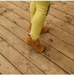 Deportivas respetuosas Skin mostaza de ATTIPAS Deportivas respetuosas Skin mostaza de ATTIPAS