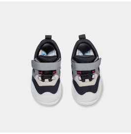 Zapatillas Respetuosas Bebé Deportivas Rocket negro de Littlebluelamb
