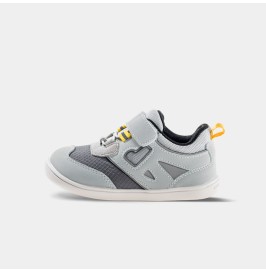 Zapatillas Respetuosas Bebé Deportivas Rocket gris de Littlebluelamb