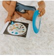 Bolsa sensorial azul PEEKABOO de playa de Jellystone Designs