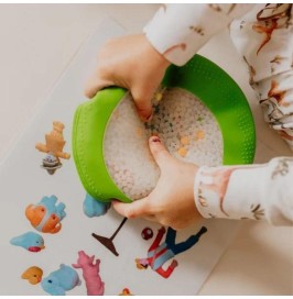 Bolsa sensorial verde PEEKABOO de granja de Jellystone Designs