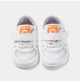Zapatillas Respetuosas Bebé Deportivas KELLY blancos de LittleBlueLamb