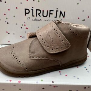 Botines Respetuosos con Pelito Color Arena Piruflex