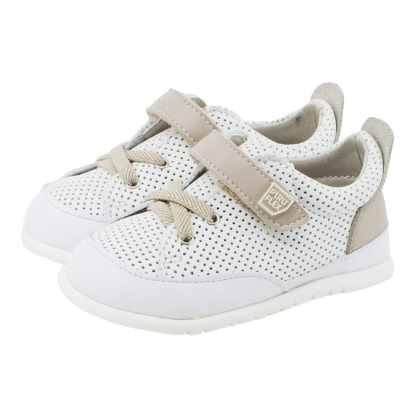 Deportivas  perforadas con tira Beige de Piruflex