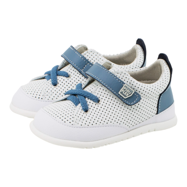 Deportivas perforadas con tira Azul de Piruflex