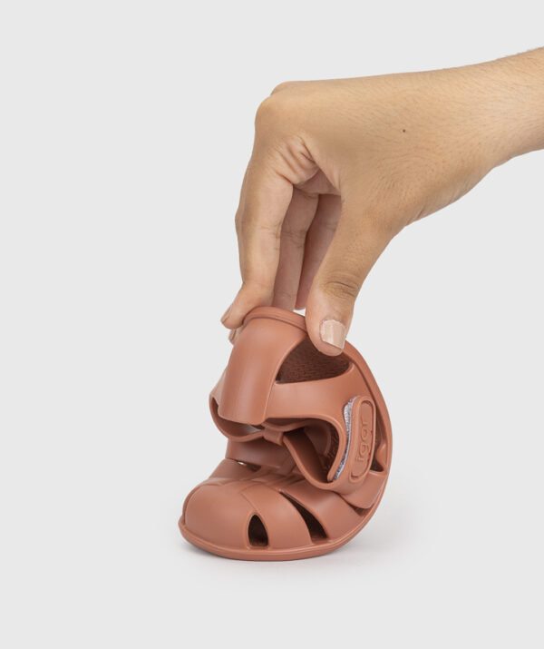 Cangrejeras Respetuosas Igor Terracota NEMO SOLID - Imagen 7