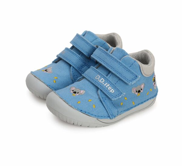 Zapatos KOALA de lona celeste de D.D.STEP