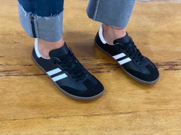 Deportivas Samba Respetuosas Adultos Negras y Blanca Coqueflex