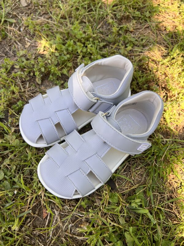 Sandalias cangrejeras perla gris de Piruflex - Imagen 2