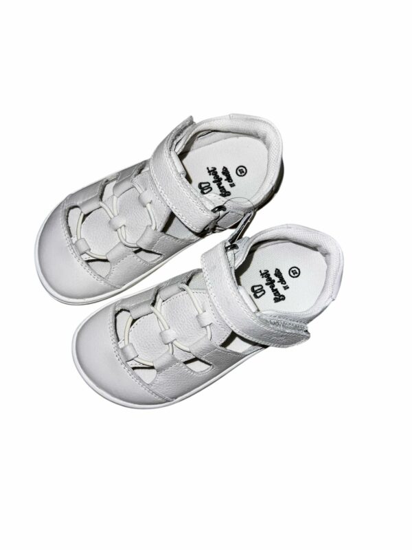 Sandalias cerradas barefoot Dubai blancas de Chetto - Imagen 4