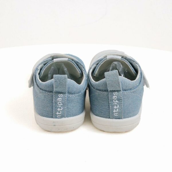 Deportivas respetuosas Denim Skin celeste de ATTIPAS - Imagen 4